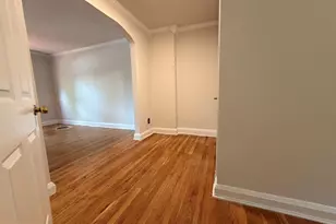 909 E Lake Ave, Baltimore, MD 21212 - Photo 19