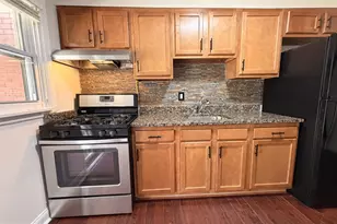909 E Lake Ave, Baltimore, MD 21212 - Photo 29