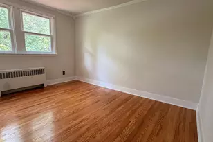 909 E Lake Ave, Baltimore, MD 21212 - Photo 9