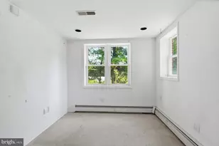 2703 Steele Rd, Baltimore, MD 21209 - Photo 9