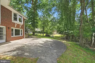 2703 Steele Rd, Baltimore, MD 21209 - Photo 3