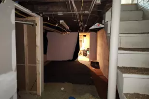 601 N Potomac St, Baltimore, MD 21205 - Photo 21