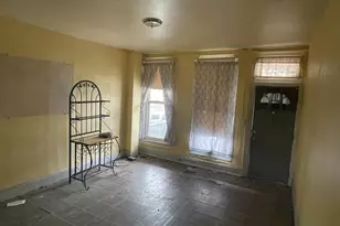 2033 Robb St, Baltimore, MD 21218 - Photo 3