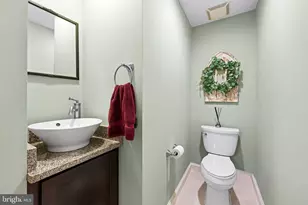 1522 Bolton St, Baltimore, MD 21217 - Photo 17