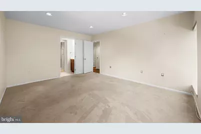 200 Cross Keys Road #R43, Baltimore, MD 21210 - Photo 17