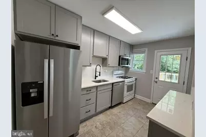 5413 Pembroke Avenue, Baltimore, MD 21206 - Photo 7