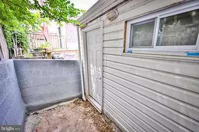 233 S Chapel Street, Baltimore, MD 21231 - Photo 11
