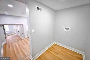 233 S Chapel St, Baltimore, MD 21231 - Photo 9