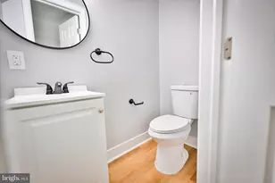 233 S Chapel St, Baltimore, MD 21231 - Photo 5