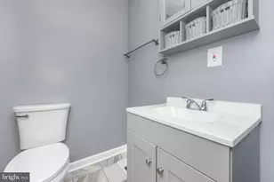 2709 Chesterfield Ave, Baltimore, MD 21213 - Photo 17