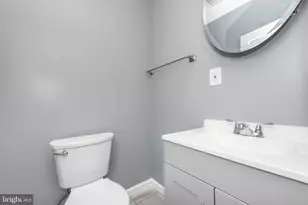 2709 Chesterfield Ave, Baltimore, MD 21213 - Photo 9