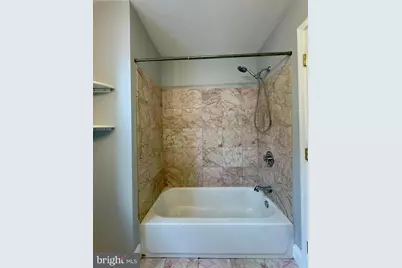 816 W 37th Street, Baltimore, MD 21211 - Photo 17
