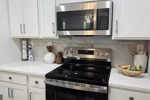 3504 Manchester Ave, Baltimore, MD 21215 - Photo 9