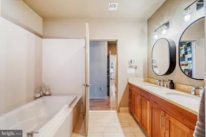 1200 Steuart Street #713, Baltimore, MD 21230 - Photo 25