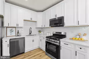 3111 Foster Ave, Baltimore, MD 21224 - Photo 11