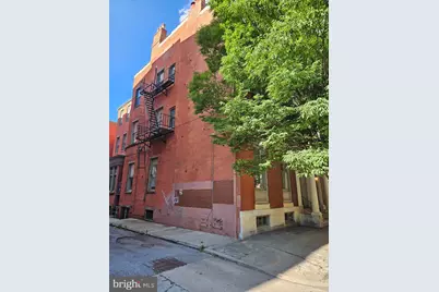 10 W Madison Street W #1, Baltimore, MD 21201 - Photo 3