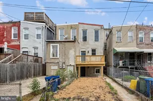 723 E 21st St, Baltimore, MD 21218 - Photo 37