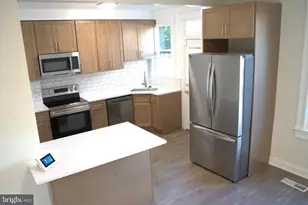 117 S Wickham Rd, Baltimore, MD 21229 - Photo 29