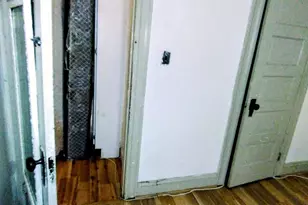 11 S Wickham Rd, Baltimore, MD 21229 - Photo 17