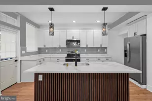 7 York Ct, Baltimore, MD 21218 - Photo 11