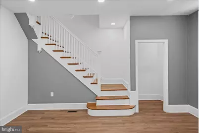 7 York Court, Baltimore, MD 21218 - Photo 9