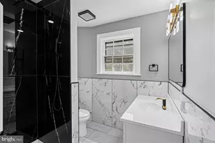 7 York Ct, Baltimore, MD 21218 - Photo 23