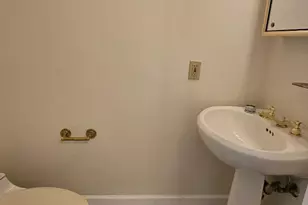 3801 Canterbury Rd, Baltimore, MD 21218 - Photo 19