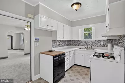 2600 Roselawn Avenue, Baltimore, MD 21214 - Photo 15