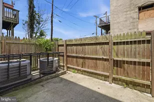 446 E 22nd St, Baltimore, MD 21218 - Photo 33