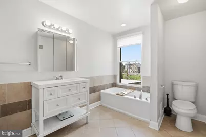 446 E 22nd Street, Baltimore, MD 21218 - Photo 25