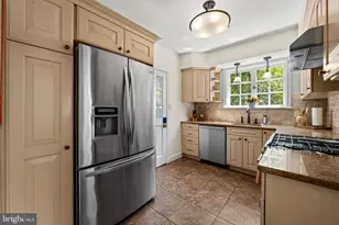 330 Broadmoor Rd, Baltimore, MD 21212 - Photo 11