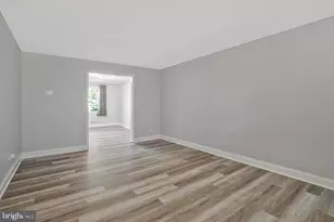 578 Lucia Ave, Baltimore, MD 21229 - Photo 9