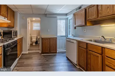 608 S Milton Avenue, Baltimore, MD 21224 - Photo 5