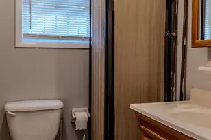 608 S Milton Ave, Baltimore, MD 21224 - Photo 9