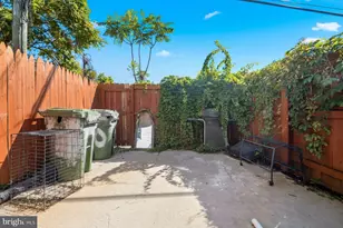 710 Bartlett Ave, Baltimore, MD 21218 - Photo 15