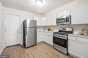 523 N Patterson Park Ave, Baltimore, MD 21205 - Photo 7