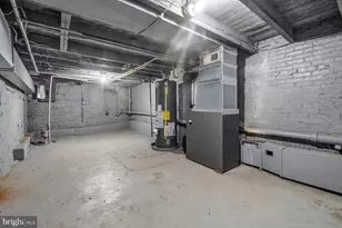 523 N Patterson Park Ave, Baltimore, MD 21205 - Photo 15