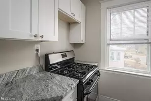 3220 Bayonne Ave, Baltimore, MD 21214 - Photo 17