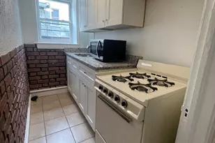 3301 Guilford Ave, Baltimore, MD 21218 - Photo 9