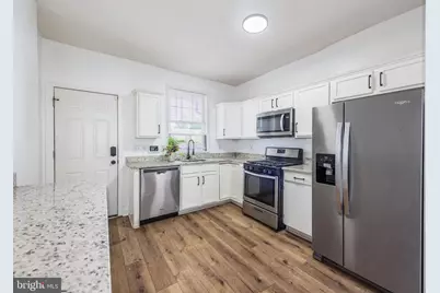 2520 E Eager Street, Baltimore, MD 21205 - Photo 9