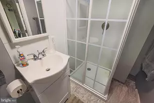 3910 Labyrinth Rd, Baltimore, MD 21215 - Photo 39