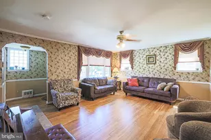 3910 Labyrinth Rd, Baltimore, MD 21215 - Photo 13
