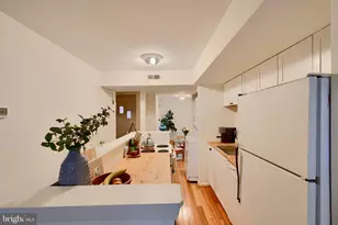 3 Hamburg Street E, Baltimore, MD 21230 - Photo 5