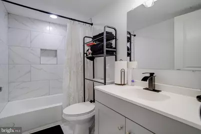 1221 E Oliver Street, Baltimore, MD 21202 - Photo 27