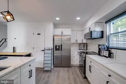 1221 E Oliver Street, Baltimore, MD 21202 - Photo 15