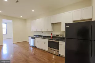 2116 St Paul St, Baltimore, MD 21218 - Photo 21