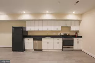 2116 St Paul St, Baltimore, MD 21218 - Photo 47