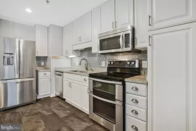 2515 Boston Street #506, Baltimore, MD 21224 - Photo 5