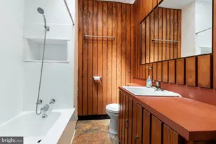 608 E 33rd St, Baltimore, MD 21218 - Photo 21