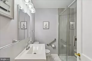 6914 Bank St, Baltimore, MD 21224 - Photo 25